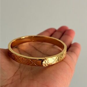 Tory Burch Gold Icon T Monogram Hinge Bracelet 7mm